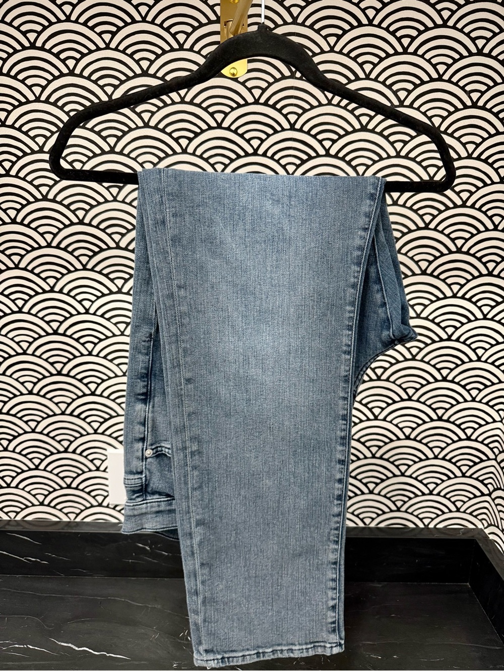 Frame Denim L’Homme Slim Jeans in Dark Blue Wash